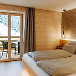 Hotel Wald&wiesn
