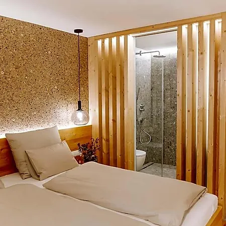 Wald&wiesn Hotel 3*