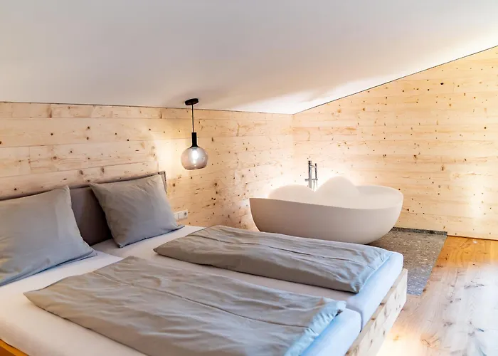 Wald&wiesn Hotel 3*
